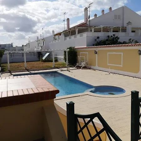 Apartment Moradia V5 Na Altura