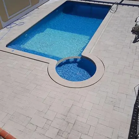 Moradia V5 Na Apartment *